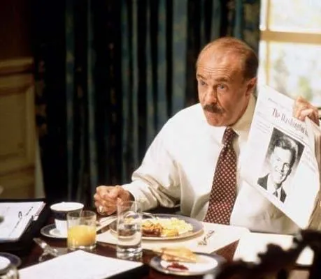 Свидание с дочерью президента (1997) смотреть онлайн Свидание с дочерью президента (1997) фильм смотреть онлайн