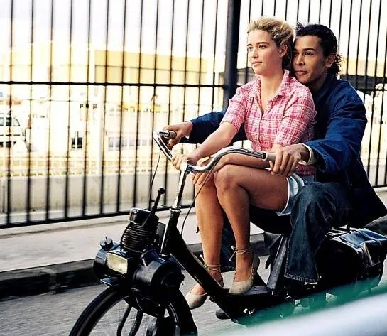 Лила говорит (2004) смотреть онлайн бесплатно Лила говорит (2004) фильм смотреть онлайн бесплатно