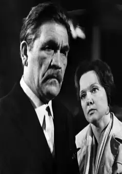 Старые стены (1973) смотреть онлайн бесплатно Старые стены (1973) фильм смотреть онлайн бесплатно