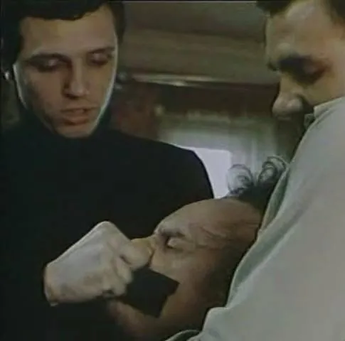 Охота на сутенера (1990) смотреть онлайн Охота на сутенера (1990) фильм смотреть онлайн