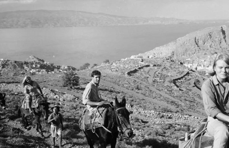 Марианна и Леонард: Слова любви (2019) в хорошем качестве смотреть онлайн Марианна и Леонард: Слова любви (2019) фильм в хорошем качестве смотреть онлайн