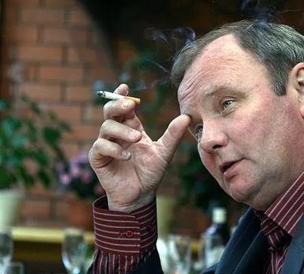 Логово Змея (2009) 1 сезон 1-8,9,10 серия в хорошем качестве смотреть онлайн Логово Змея (2009) сериал 1-8,9,10 серию 1 сезона в хорошем качестве смотреть онлайн