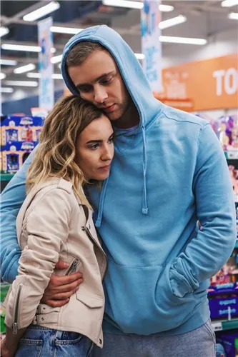 (НЕ)идеальный мужчина (2020) фильм смотреть онлайн в хорошем качестве