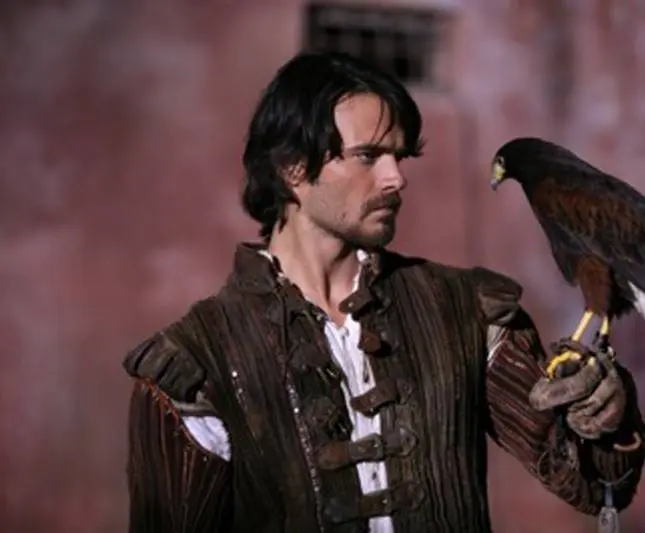 Ястреб и голубка (2009) смотреть онлайн бесплатно Ястреб и голубка (2009) сериал смотреть онлайн бесплатно