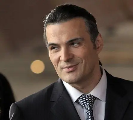 Две сестры 2 (2009) 1-2 сезон 1-14,15,16 серия смотреть онлайн Две сестры 2 (2009) сериал 1-14,15,16 серию 1-2 сезона смотреть онлайн