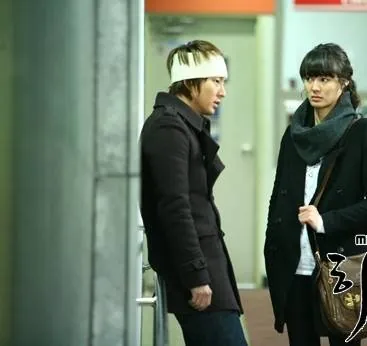 Герой (2009) 1 сезон 1-14,15,16 серия смотреть онлайн бесплатно Герой (2009) сериал 1-14,15,16 серию 1 сезона смотреть онлайн бесплатно