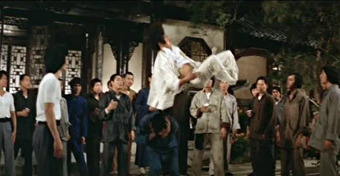 Боец в стиле обезьяны (1979) смотреть онлайн бесплатно Боец в стиле обезьяны (1979) фильм смотреть онлайн бесплатно