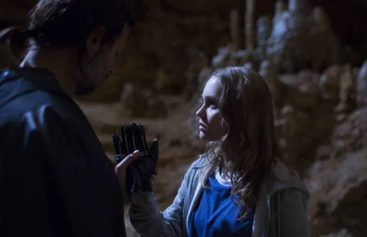 Звери (2018) в хорошем качестве смотреть онлайн Звери (2018) фильм в хорошем качестве смотреть онлайн