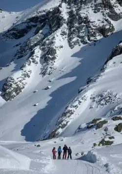 Под откос (2020) в хорошем качестве смотреть онлайн Под откос (2020) фильм в хорошем качестве смотреть онлайн