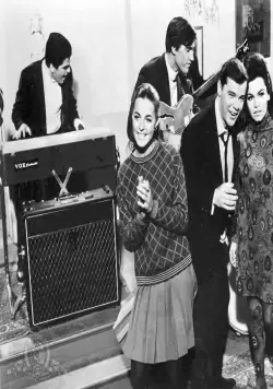 Грозовая аллея (1967) в хорошем качестве смотреть онлайн Грозовая аллея (1967) фильм в хорошем качестве смотреть онлайн