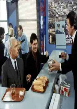 Не будите спящего полицейского (1988) смотреть онлайн Не будите спящего полицейского (1988) фильм смотреть онлайн