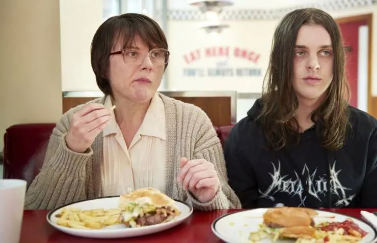 Лето Бэгнольдов (2019) смотреть онлайн Лето Бэгнольдов (2019) фильм смотреть онлайн