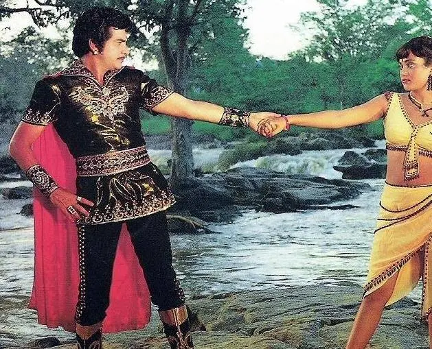 Singhasan (1986) смотреть онлайн Singhasan (1986) фильм смотреть онлайн