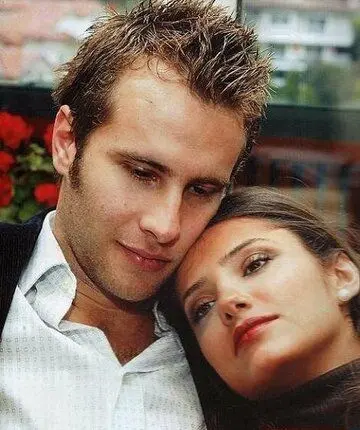 Иностранный жених / Yabanci damat (2004) cериал смотреть онлайн Иностранный жених / Yabanci damat (2004) cериал смотреть онлайн в хорошем качестве