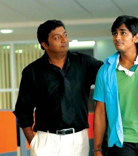 Немного радости, немного печали (2009) смотреть онлайн Немного радости, немного печали (2009) фильм смотреть онлайн