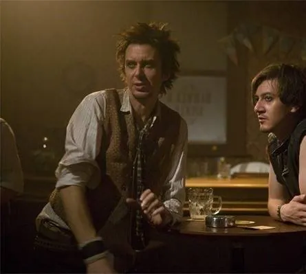 Оживший (2010) в хорошем качестве смотреть онлайн Оживший (2010) сериал в хорошем качестве смотреть онлайн