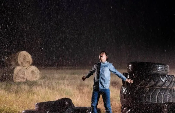 Плохие стихи (2018) в хорошем качестве смотреть онлайн Плохие стихи (2018) фильм в хорошем качестве смотреть онлайн