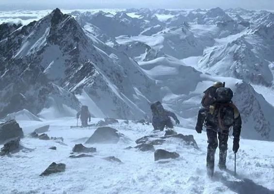 Гора-убийца (2011) смотреть онлайн бесплатно Гора-убийца (2011) фильм смотреть онлайн бесплатно