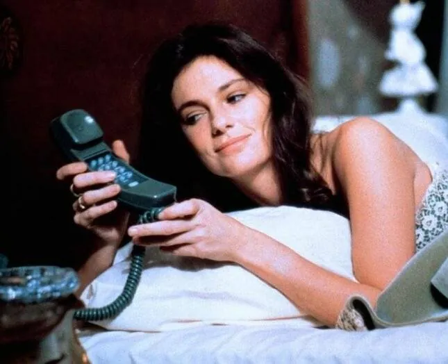 Сент Айвз (1976) смотреть онлайн Сент Айвз (1976) фильм смотреть онлайн