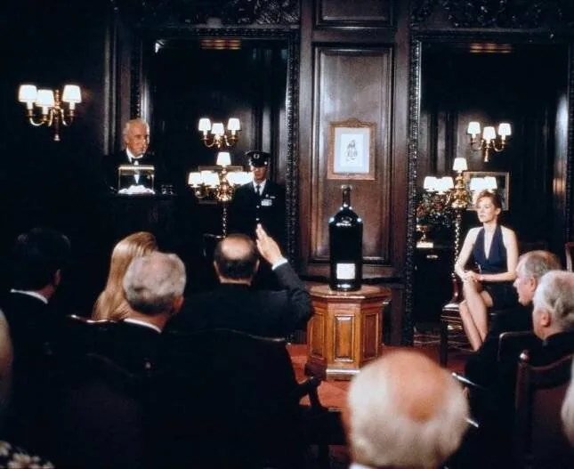 Год кометы (1992) в хорошем качестве смотреть онлайн Год кометы (1992) фильм в хорошем качестве смотреть онлайн