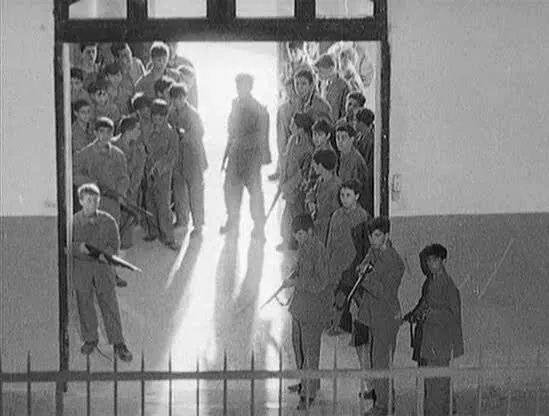 Четыре дня Неаполя (1962) в хорошем качестве смотреть онлайн Четыре дня Неаполя (1962) фильм в хорошем качестве смотреть онлайн