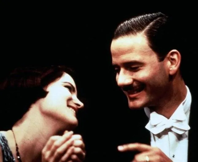 Миссис Паркер и порочный круг (1994) смотреть онлайн бесплатно Миссис Паркер и порочный круг (1994) фильм смотреть онлайн бесплатно