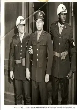 Тайная война Гарри Фригга (1968) смотреть онлайн Тайная война Гарри Фригга (1968) фильм смотреть онлайн