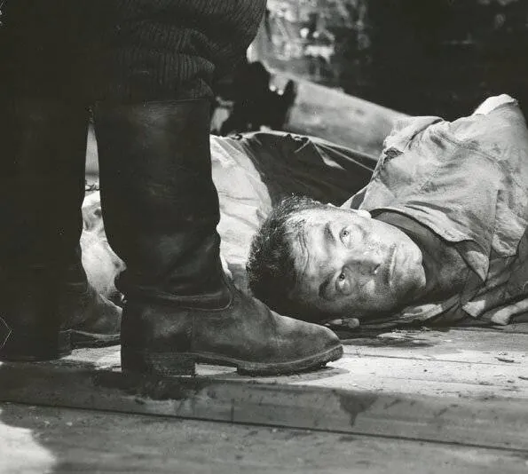 Сержант Калень (1961) в хорошем качестве смотреть онлайн Сержант Калень (1961) фильм в хорошем качестве смотреть онлайн