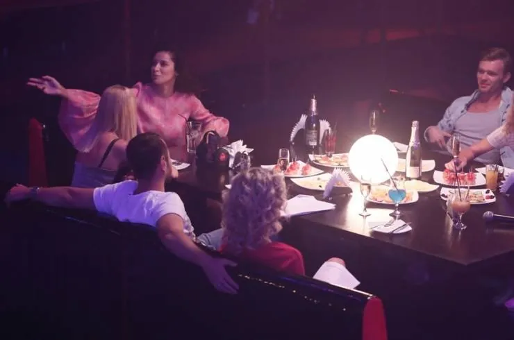 За первого встречного (2018) 1 сезон 1-10,11,12 серия смотреть онлайн бесплатно За первого встречного (2018) сериал 1-10,11,12 серию 1 сезона смотреть онлайн бесплатно