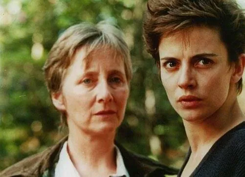 Волчица (1996) в хорошем качестве смотреть онлайн Волчица (1996) сериал в хорошем качестве смотреть онлайн