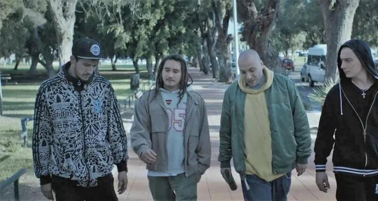 Здесь и сейчас (2018) смотреть онлайн Здесь и сейчас (2018) фильм смотреть онлайн