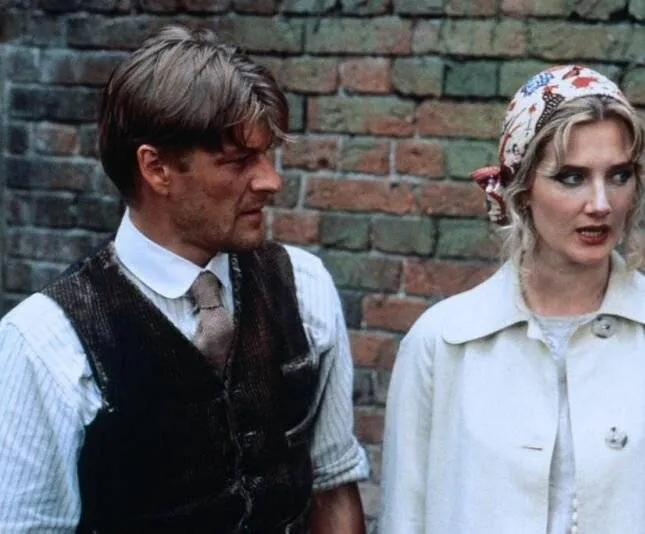 Любовник леди Чаттерлей (1993) 1 сезон 1-1,2,3,4 серия в хорошем качестве смотреть онлайн Любовник леди Чаттерлей (1993) сериал 1-1,2,3,4 серию 1 сезона в хорошем качестве смотреть онлайн