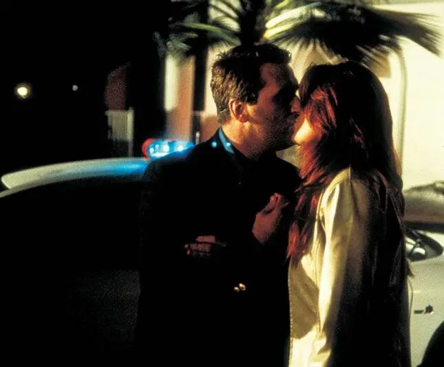 Голый свидетель (2002) в хорошем качестве смотреть онлайн Голый свидетель (2002) фильм в хорошем качестве смотреть онлайн