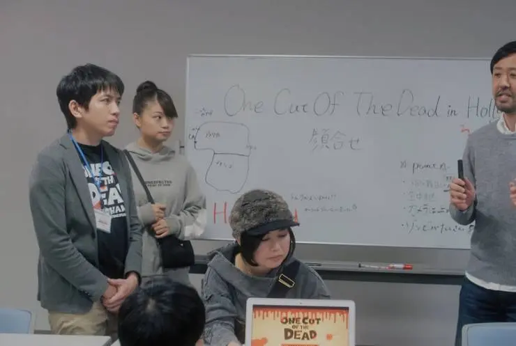 Зомби одним планом!: В Голливуде (2019) в хорошем качестве смотреть онлайн Зомби одним планом!: В Голливуде (2019) фильм в хорошем качестве смотреть онлайн