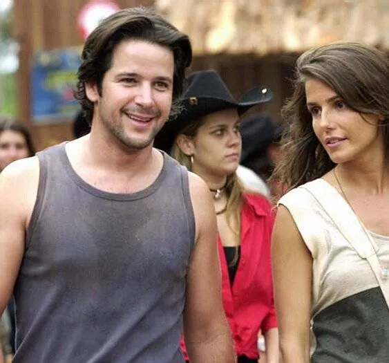 Америка (2005) 1 сезон 1-10,11,12 серия в хорошем качестве смотреть онлайн Америка (2005) сериал 1-10,11,12 серию 1 сезона в хорошем качестве смотреть онлайн