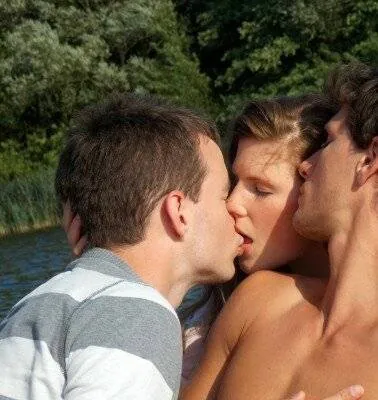 Больше, чем дружба (2013) смотреть онлайн бесплатно Больше, чем дружба (2013) фильм смотреть онлайн бесплатно