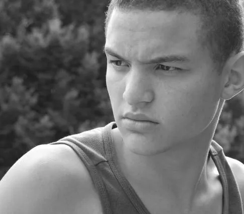 Заточка (2009) смотреть онлайн Заточка (2009) фильм смотреть онлайн