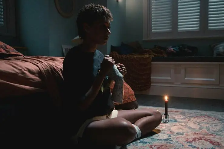 Два, три, демон, приди! (2022) в хорошем качестве смотреть онлайн Два, три, демон, приди! (2022) фильм в хорошем качестве смотреть онлайн