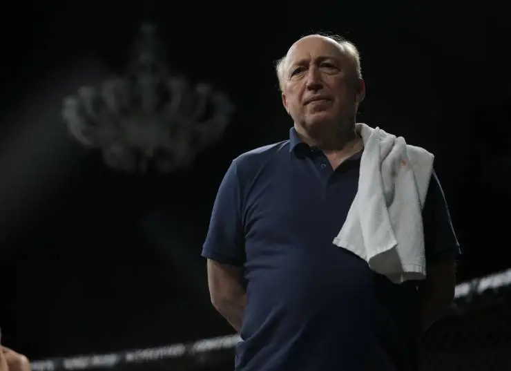 Колотушка (2023) в хорошем качестве смотреть онлайн Колотушка (2023) сериал в хорошем качестве смотреть онлайн