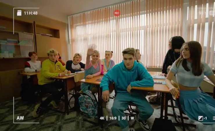 Стрим (2022) 1 сезон 1-18,19,20 серия в хорошем качестве смотреть онлайн Стрим (2022) сериал 1-18,19,20 серию 1 сезона в хорошем качестве смотреть онлайн