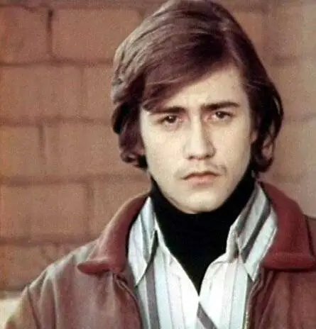 Дни хирурга Мишкина (1976) 1 сезон 1-1,2,3 серия смотреть онлайн бесплатно Дни хирурга Мишкина (1976) сериал 1-1,2,3 серию 1 сезона смотреть онлайн бесплатно