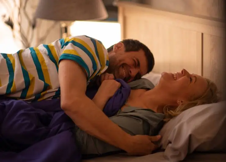 Зеркало лжи (2023) в хорошем качестве смотреть онлайн Зеркало лжи (2023) сериал в хорошем качестве смотреть онлайн