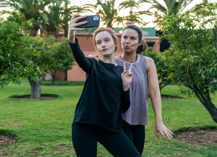 Изобретая Анну (2022) смотреть онлайн бесплатно Изобретая Анну (2022) сериал смотреть онлайн бесплатно