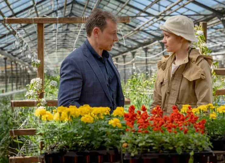 Репейник (2022) 1 сезон 1-1,2,3,4 серия смотреть онлайн бесплатно Репейник (2022) сериал 1-1,2,3,4 серию 1 сезона смотреть онлайн бесплатно