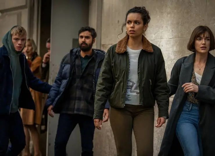 Под подозрением (2022) 1 сезон 1-6,7,8 серия смотреть онлайн Под подозрением (2022) сериал 1-6,7,8 серию 1 сезона смотреть онлайн