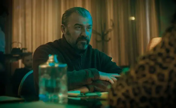 Кино про бандитов (2023) 1 сезон 1-1,2,3,4 серия в хорошем качестве смотреть онлайн Кино про бандитов (2023) сериал 1-1,2,3,4 серию 1 сезона в хорошем качестве смотреть онлайн