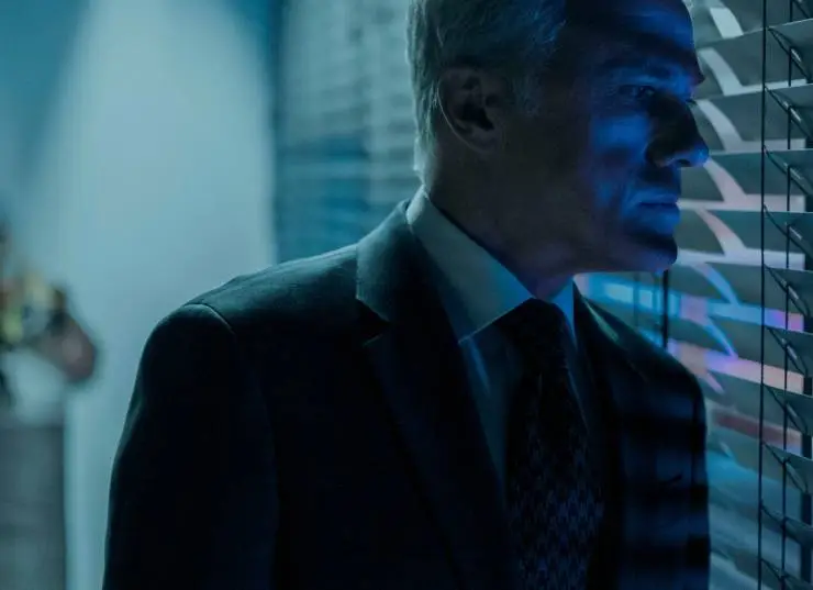 Консультант (2023) смотреть онлайн Консультант (2023) сериал смотреть онлайн