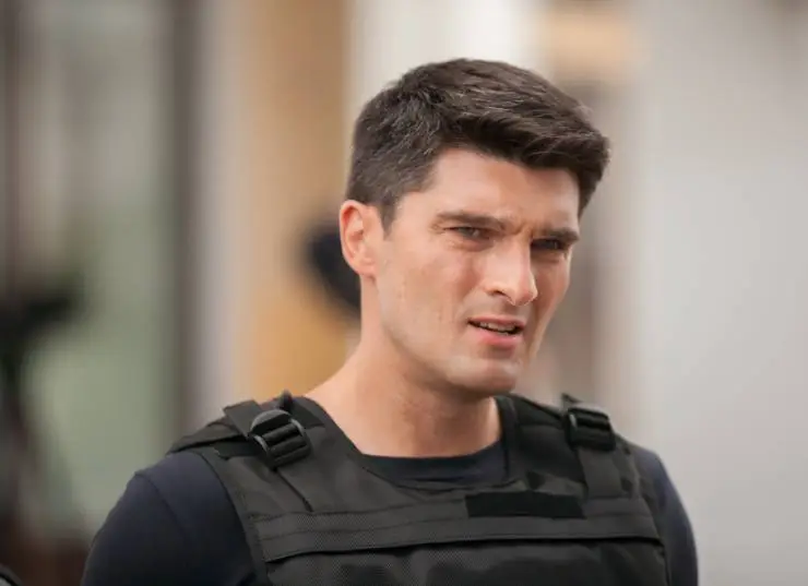 Стая (2022) 1 сезон 1-18,19,20 серия в хорошем качестве смотреть онлайн Стая (2022) сериал 1-18,19,20 серию 1 сезона в хорошем качестве смотреть онлайн