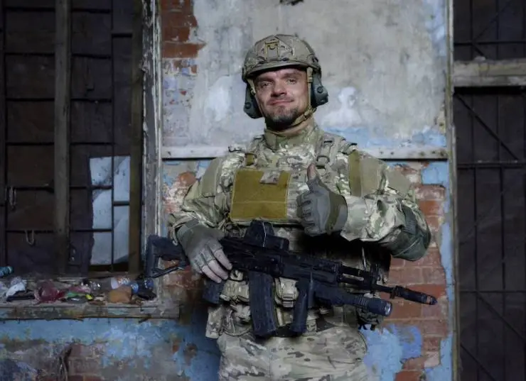 Крутые меры (2023) 1 сезон 1-6,7,8 серия смотреть онлайн Крутые меры (2023) сериал 1-6,7,8 серию 1 сезона смотреть онлайн