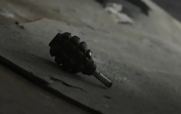 Контуженный (2023) 1-2 сезон 1-6,7,8 серия смотреть онлайн бесплатно Контуженный (2023) сериал 1-6,7,8 серию 1-2 сезона смотреть онлайн бесплатно